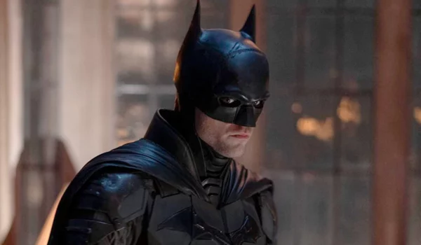 Warner Bros. отложила на год сиквел «Бэтмена» с Робертом Паттинсоном